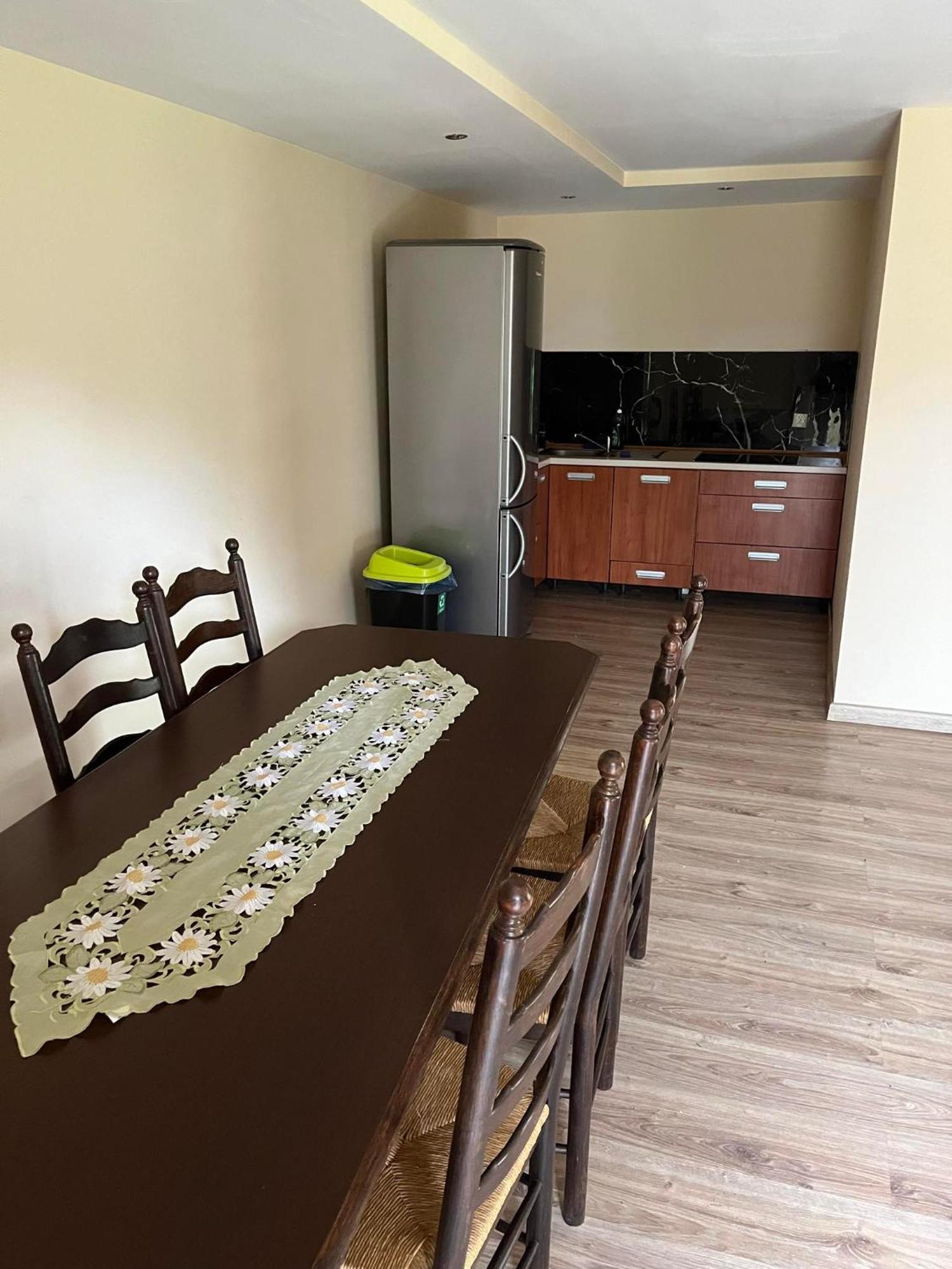 Nad Rzeka Apartment